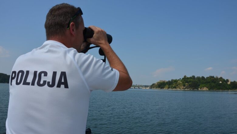 Policjanci rozpoczęli służbę na Jeziorze Dobczyckim