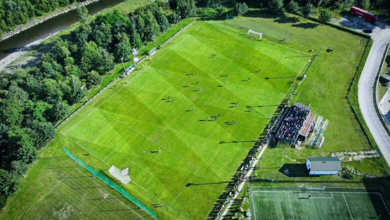 Stadion Orła Myślenice z imieniem Edwarda Łapy