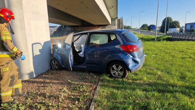 Wypadek na ul. Słowackiego w Myślenicach – jedna osoba trafiła do szpitala