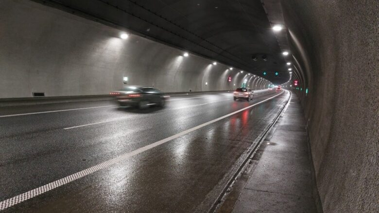 Nocne zamknięcie tunelu na Zakopiance