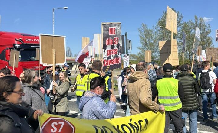 Protest przeciwko planowanej budowie trasy S7 Kraków–Myślenice