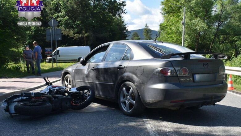 Nie ustąpił pierwszeństwa motocykliście. 17-latek trafił do szpitala.