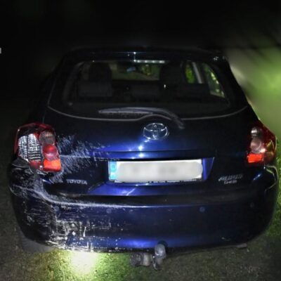 Ponad 2 promile za kierownicą. 59-latka uderzyła w budynek OSP i odjechała